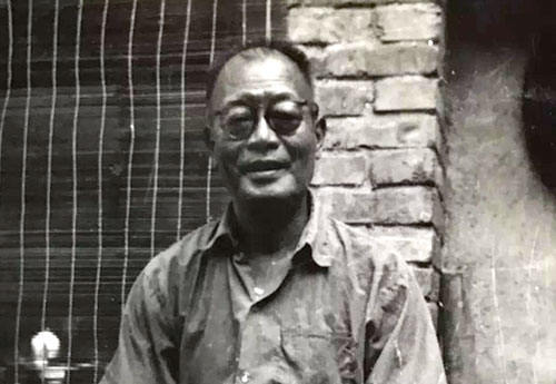 朱文杰｜西安东大街上的黎明牛羊肉泡馍馆-图片1