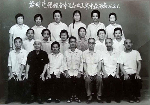 朱文杰｜西安东大街上的黎明牛羊肉泡馍馆-图片4