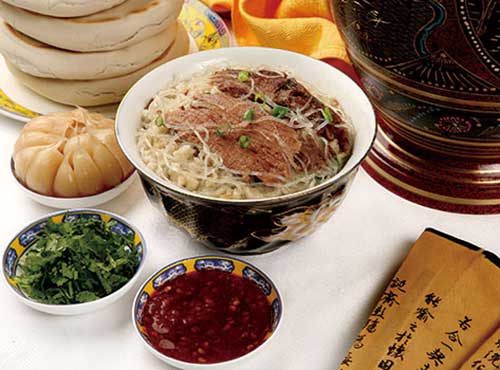 陕西陇县一座被羊肉泡馍包围的县城-图片2